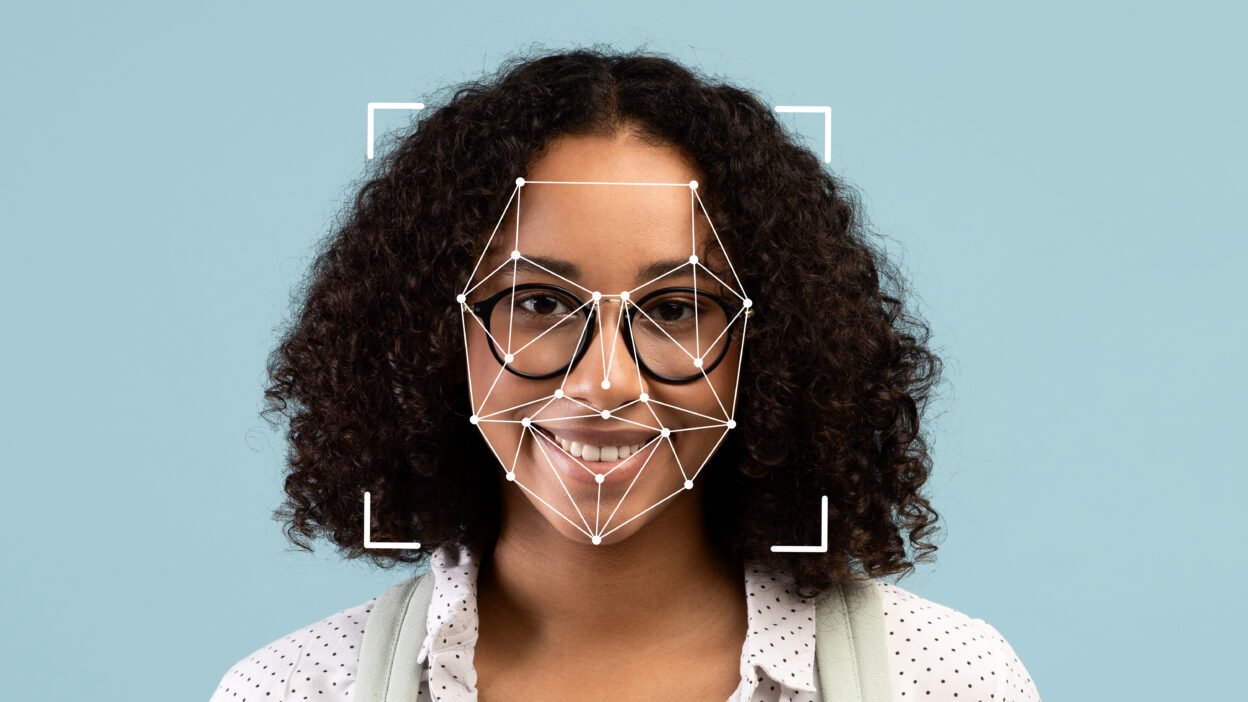 Facial comparison test