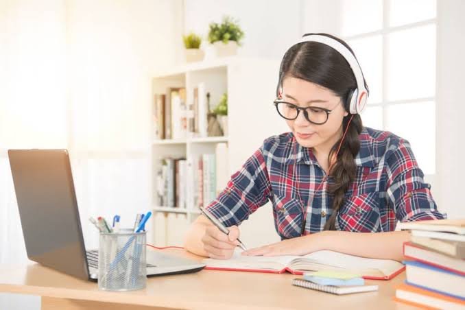 Should You Apply for Both PO and Clerk Exams? Pros, Cons, and Strategy